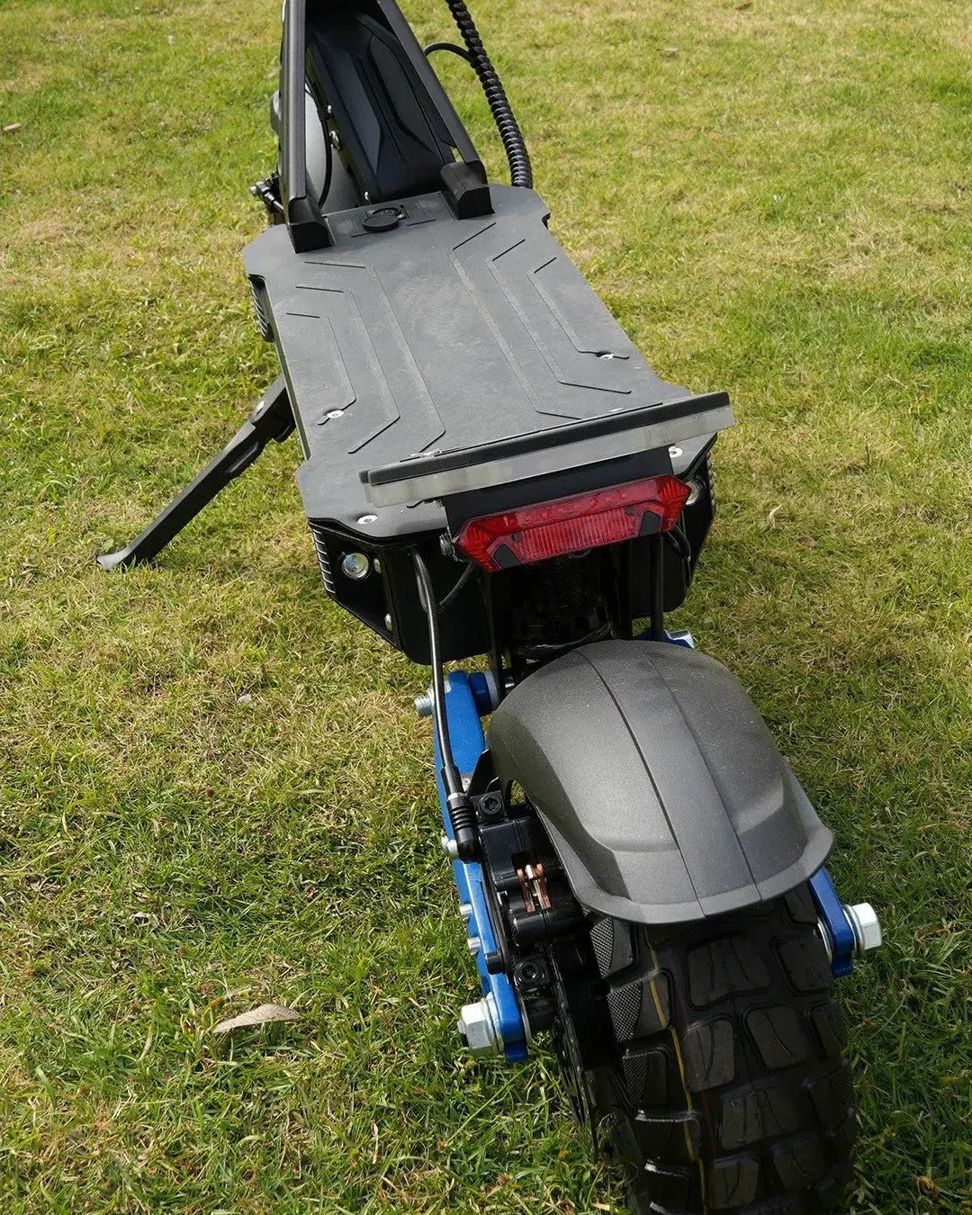 NFC 3600W Electric Scooter for Adults 50Miles 45MPH Off-Road Tire Fast E-Scooter - VÉRANO