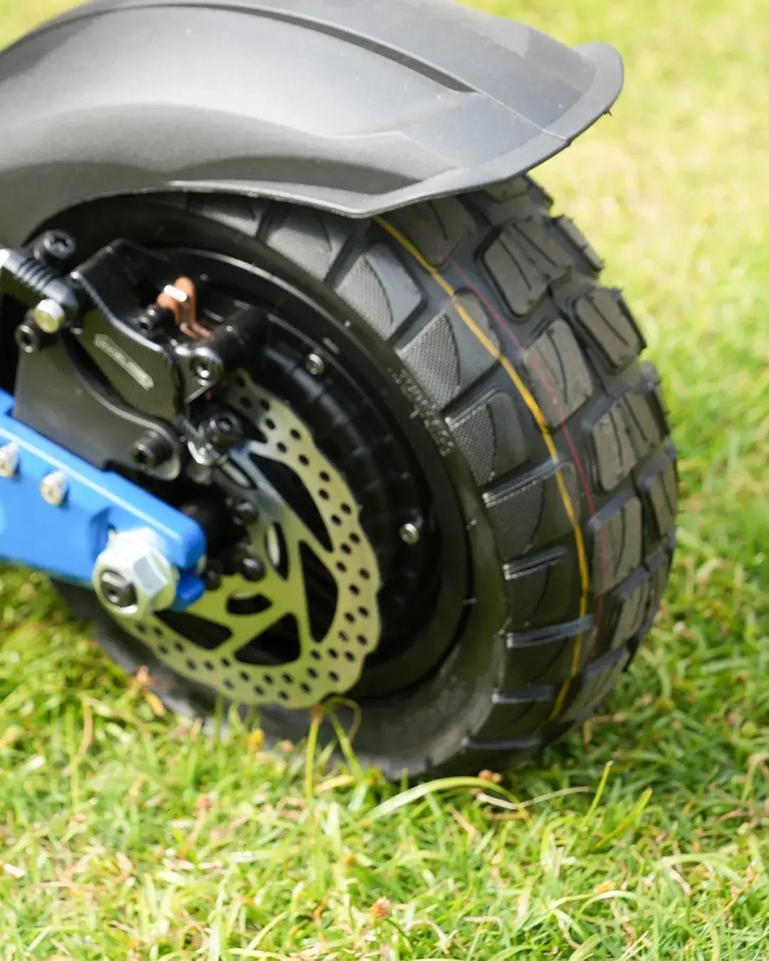 NFC 3600W Electric Scooter for Adults 50Miles 45MPH Off-Road Tire Fast E-Scooter - VÉRANO