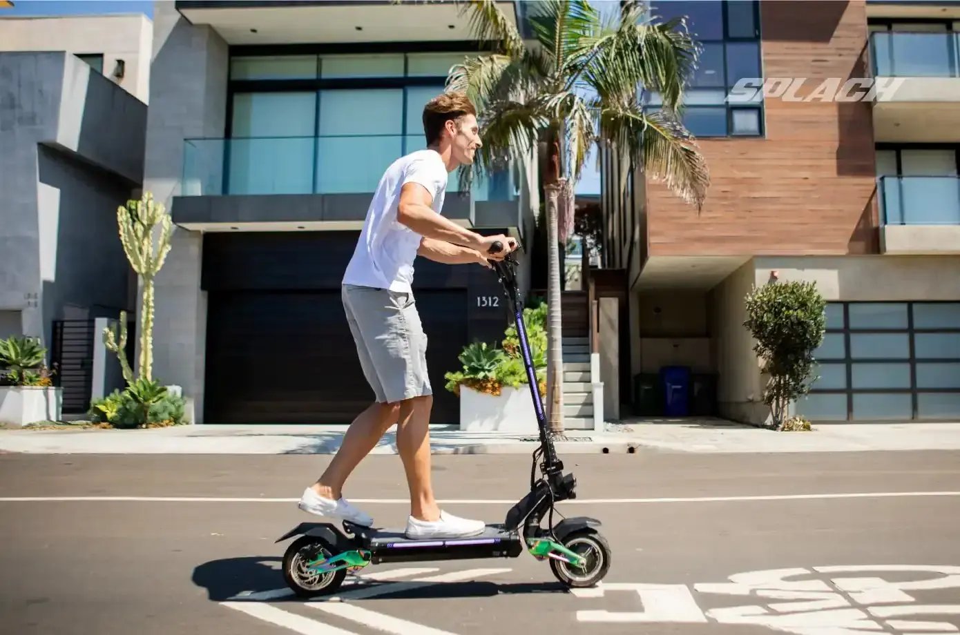 SPLACH Titan – E-Scooter 2600W SUV.